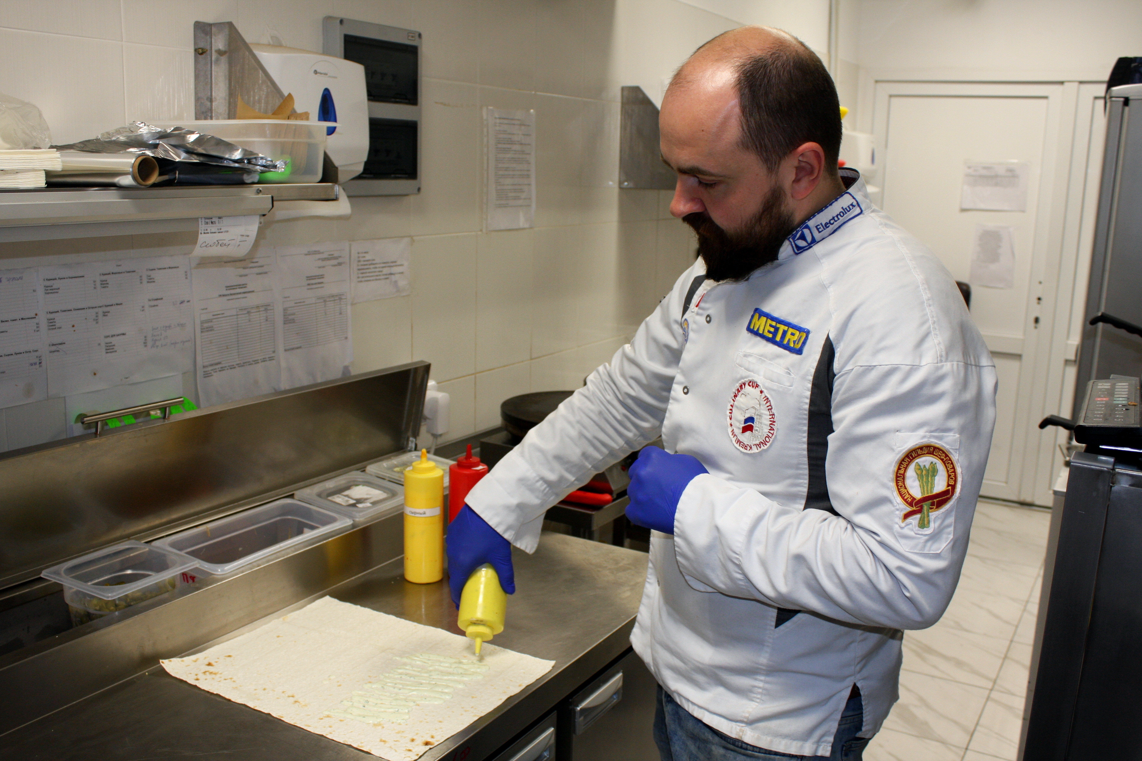 "Когда заканчиваются аргументы, все начинают хвастаться размерами…" 